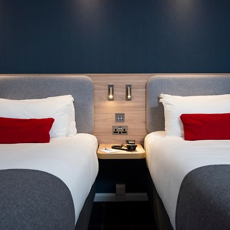 Holiday Inn Express London - Dartford By Ihg Экстерьер фото