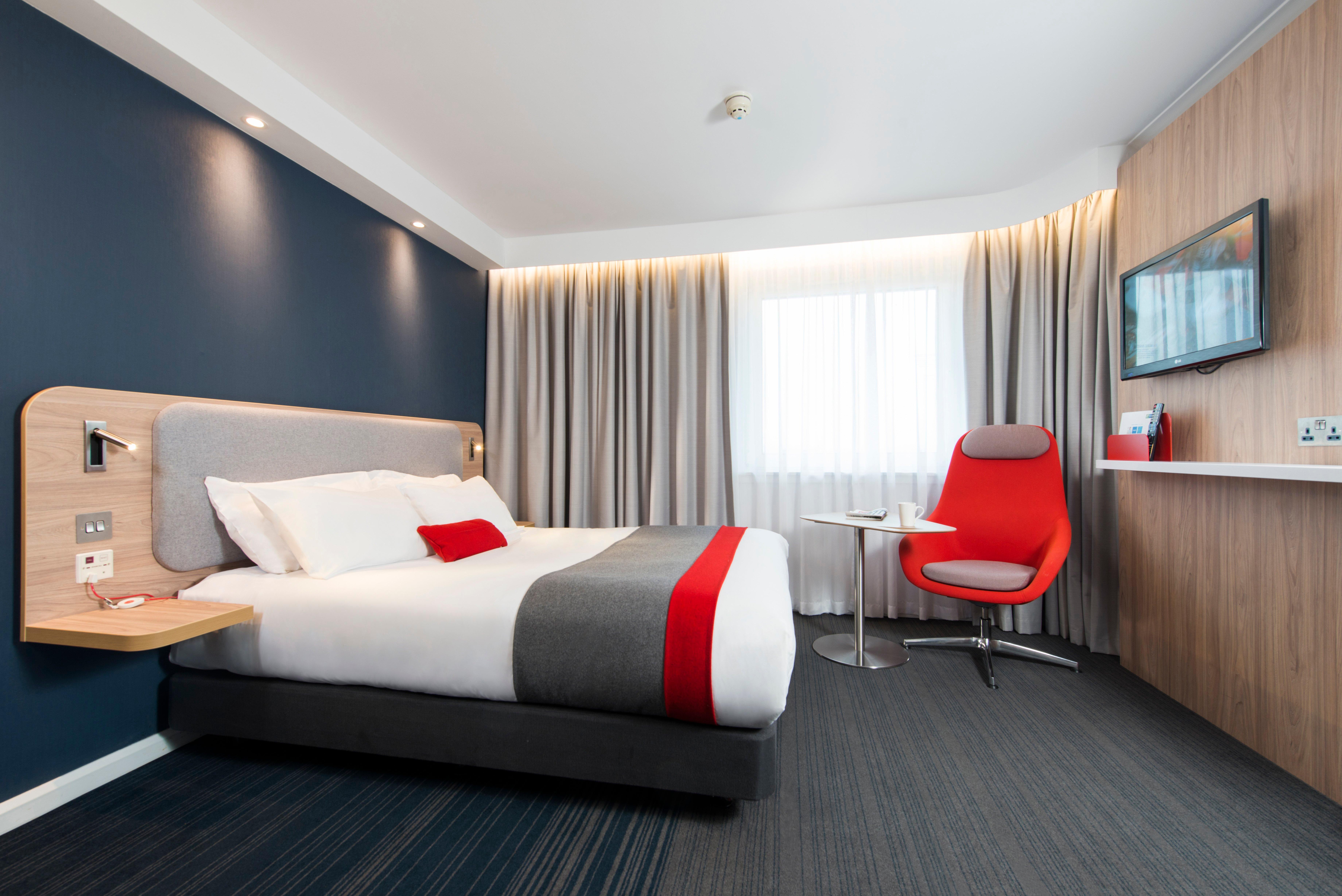 Holiday Inn Express London - Dartford By Ihg Экстерьер фото