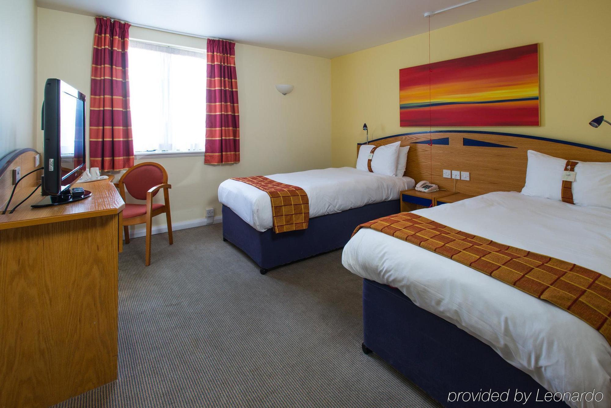 Holiday Inn Express London - Dartford By Ihg Экстерьер фото