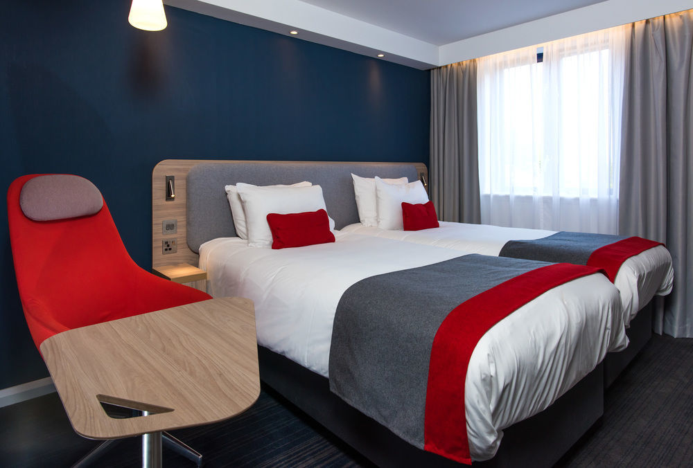 Holiday Inn Express London - Dartford By Ihg Экстерьер фото